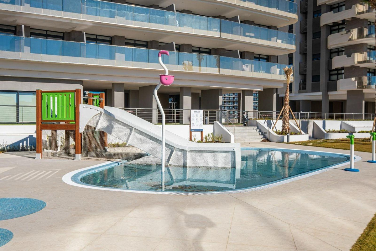 Se vende Apartamento Planta Media de 2 dormitorios en Costa Blanca, Alicante, España