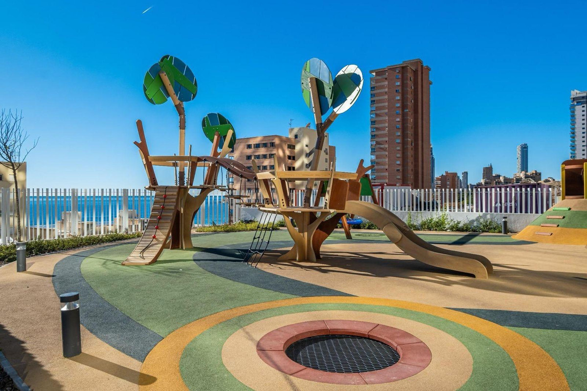 Se vende Apartamento Planta Media de 2 dormitorios en Costa Blanca, Alicante, España