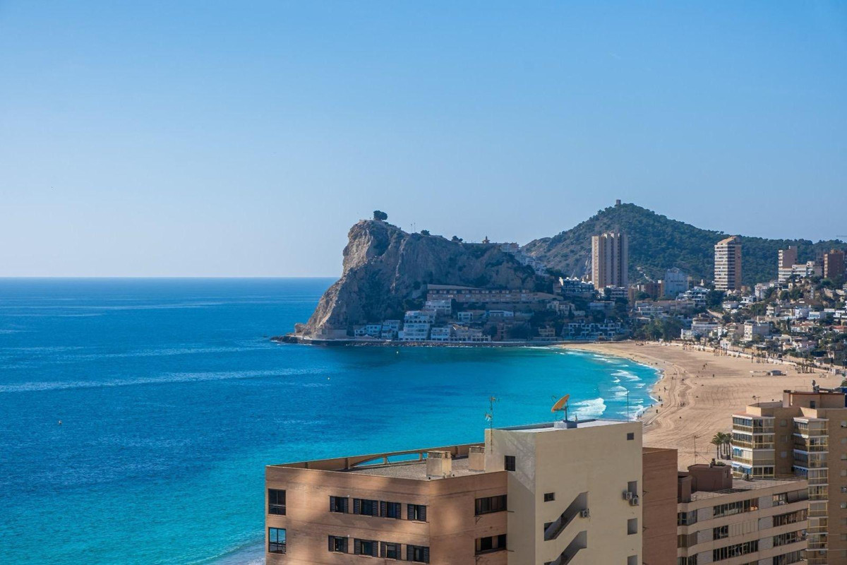 Se vende Apartamento Planta Media de 2 dormitorios en Costa Blanca, Alicante, España