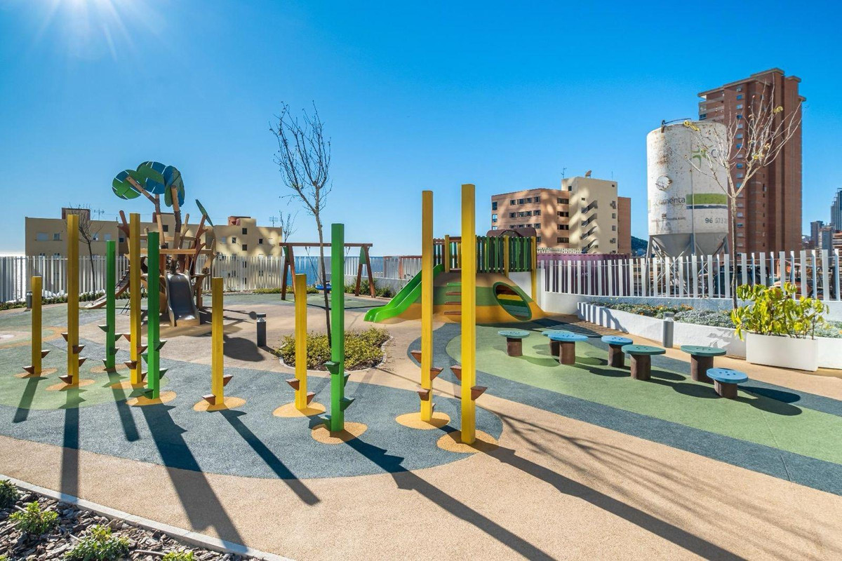 Se vende Apartamento Planta Media de 2 dormitorios en Costa Blanca, Alicante, España