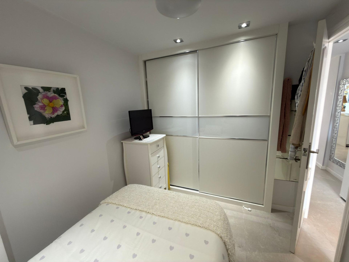 1 Bed Apartment for sale in Benidorm Costa Blanca, Alicante, Spain