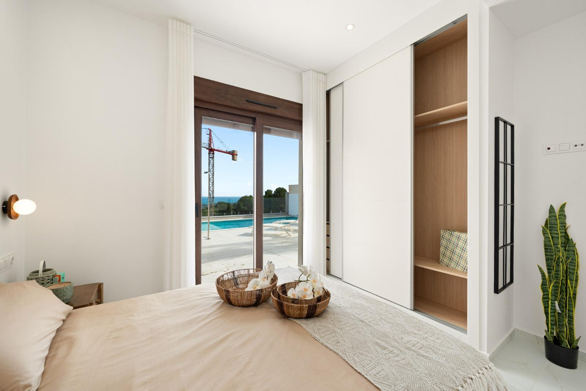 Se vende Bungalow de 3 dormitorios en Costa Blanca, Alicante, España