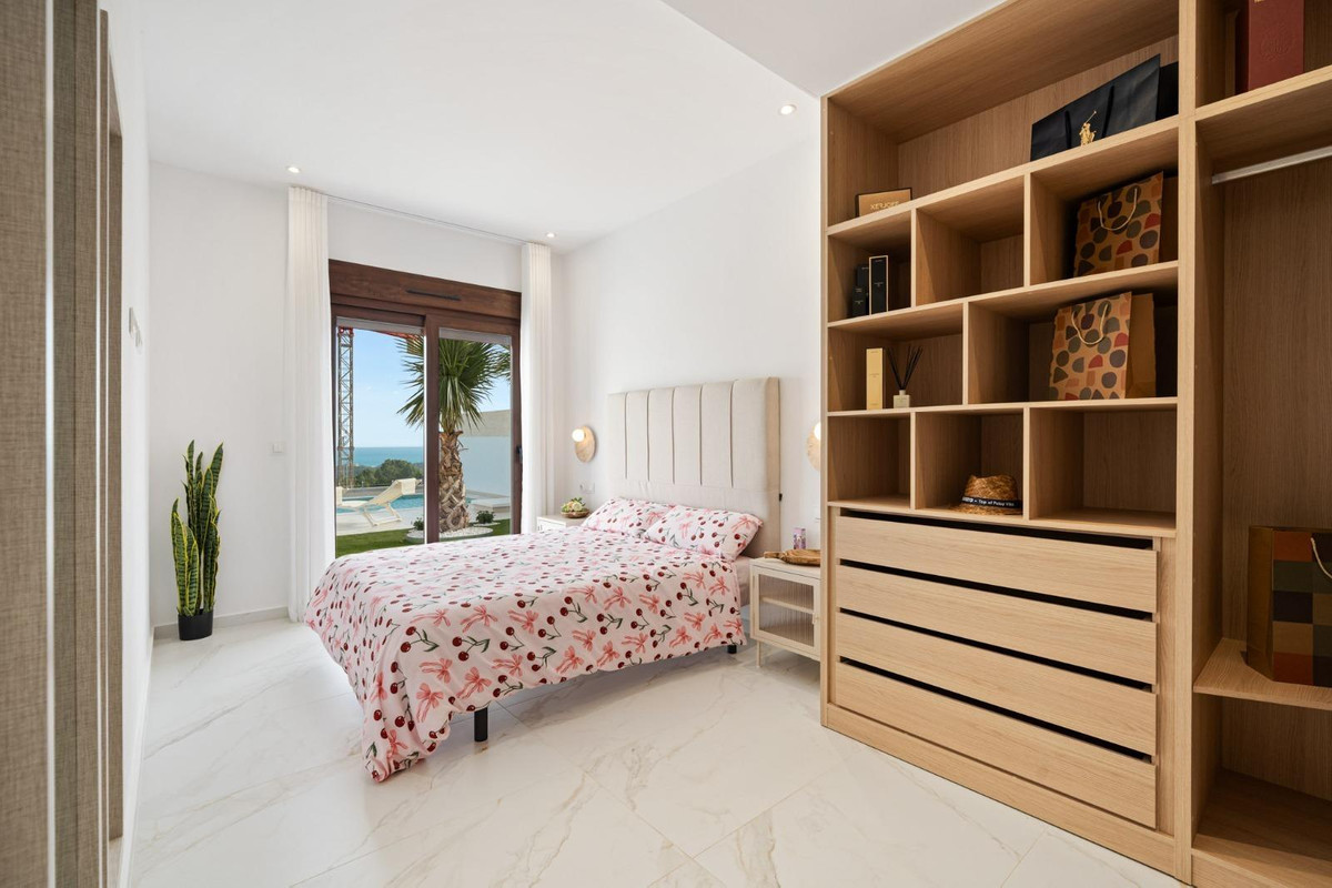 Se vende Bungalow de 3 dormitorios en Costa Blanca, Alicante, España
