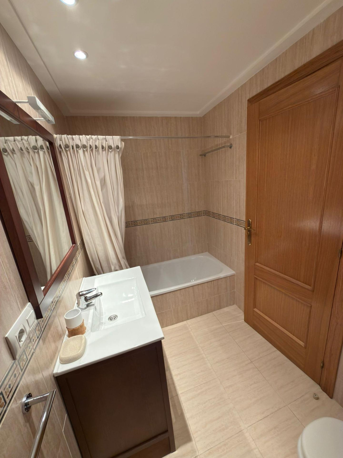 2 Bed Apartment for sale in Villajoyosa Costa Blanca, Alicante, Spain