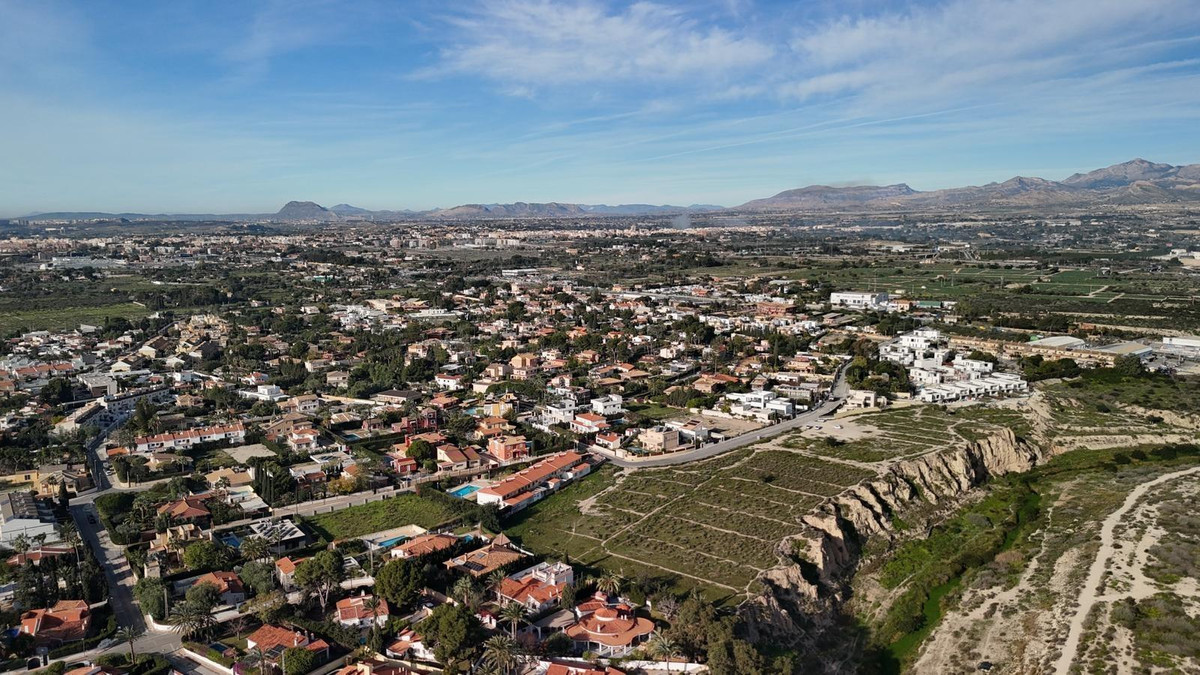 3 Bed Townhouse for sale in El Campello Costa Blanca, Alicante, Spain