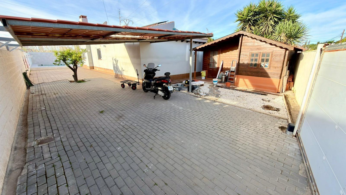 3 Bed Townhouse for sale in El Campello Costa Blanca, Alicante, Spain
