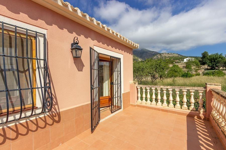 4 Bed Townhouse for sale in Finestrat Costa Blanca, Alicante, Spain