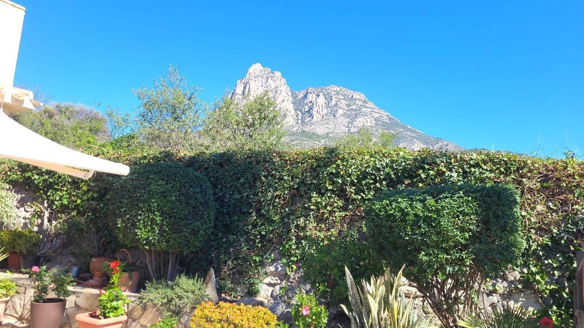 4 Bed Townhouse for sale in Finestrat Costa Blanca, Alicante, Spain