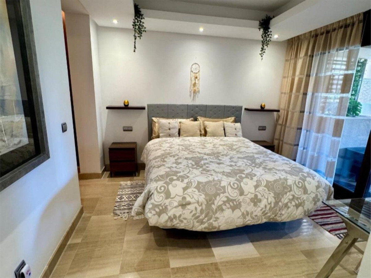 3 Bed Apartment for sale in New Golden Mile Costa Del Sol, Málaga, Spain