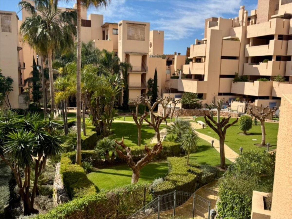 3 Bed Apartment for sale in New Golden Mile Costa Del Sol, Málaga, Spain