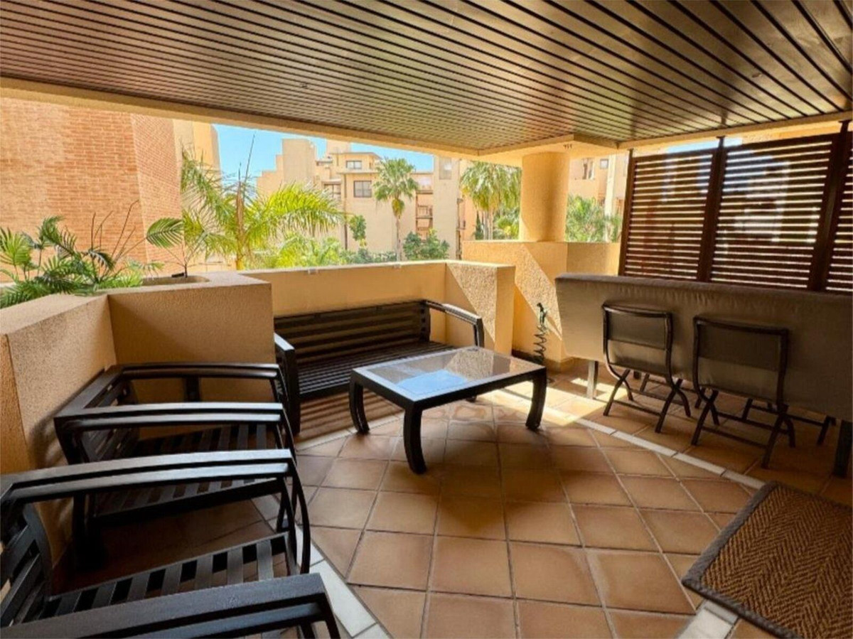 3 Bed Apartment for sale in New Golden Mile Costa Del Sol, Málaga, Spain