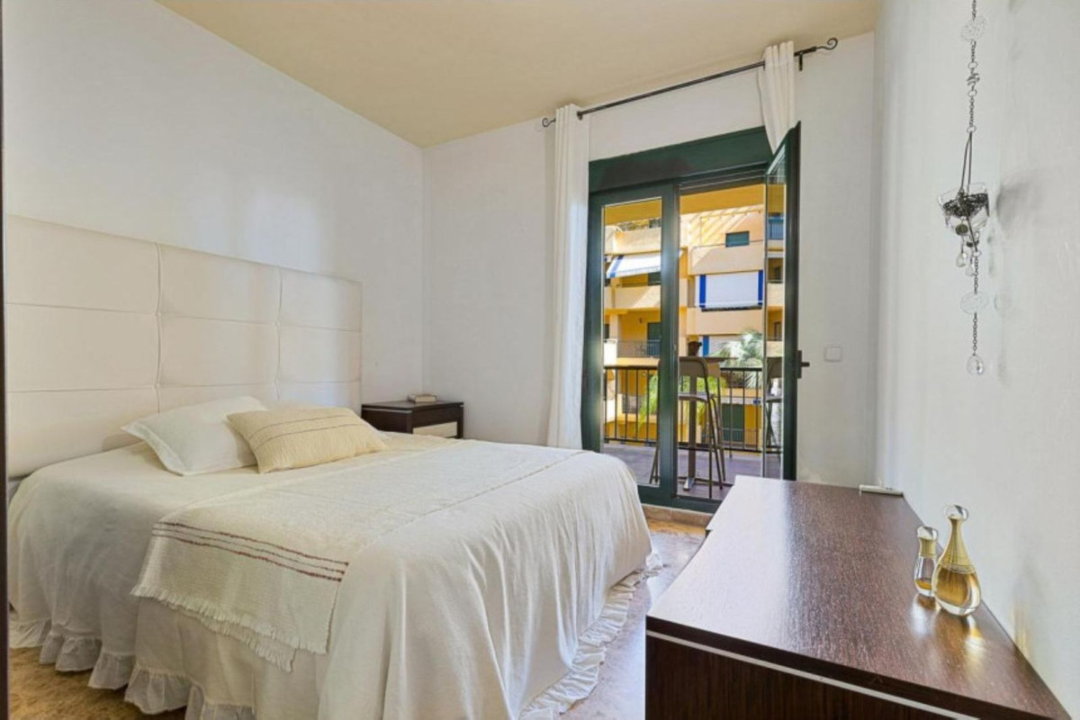 3 Bed Apartment for sale in San Pedro De Alcántara Costa Del Sol, Málaga, Spain