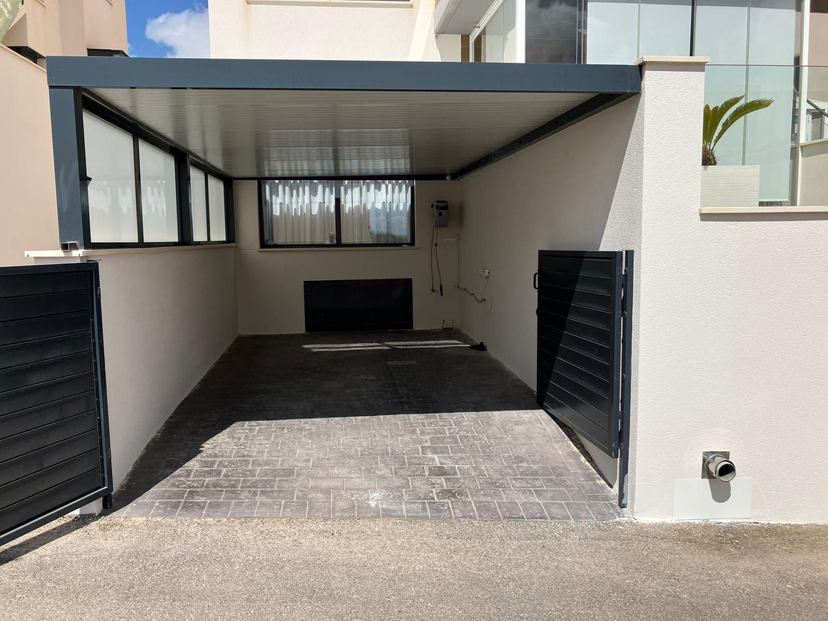 Se vende Apartamento Planta Baja de 2 dormitorios en Costa Blanca, Alicante, España