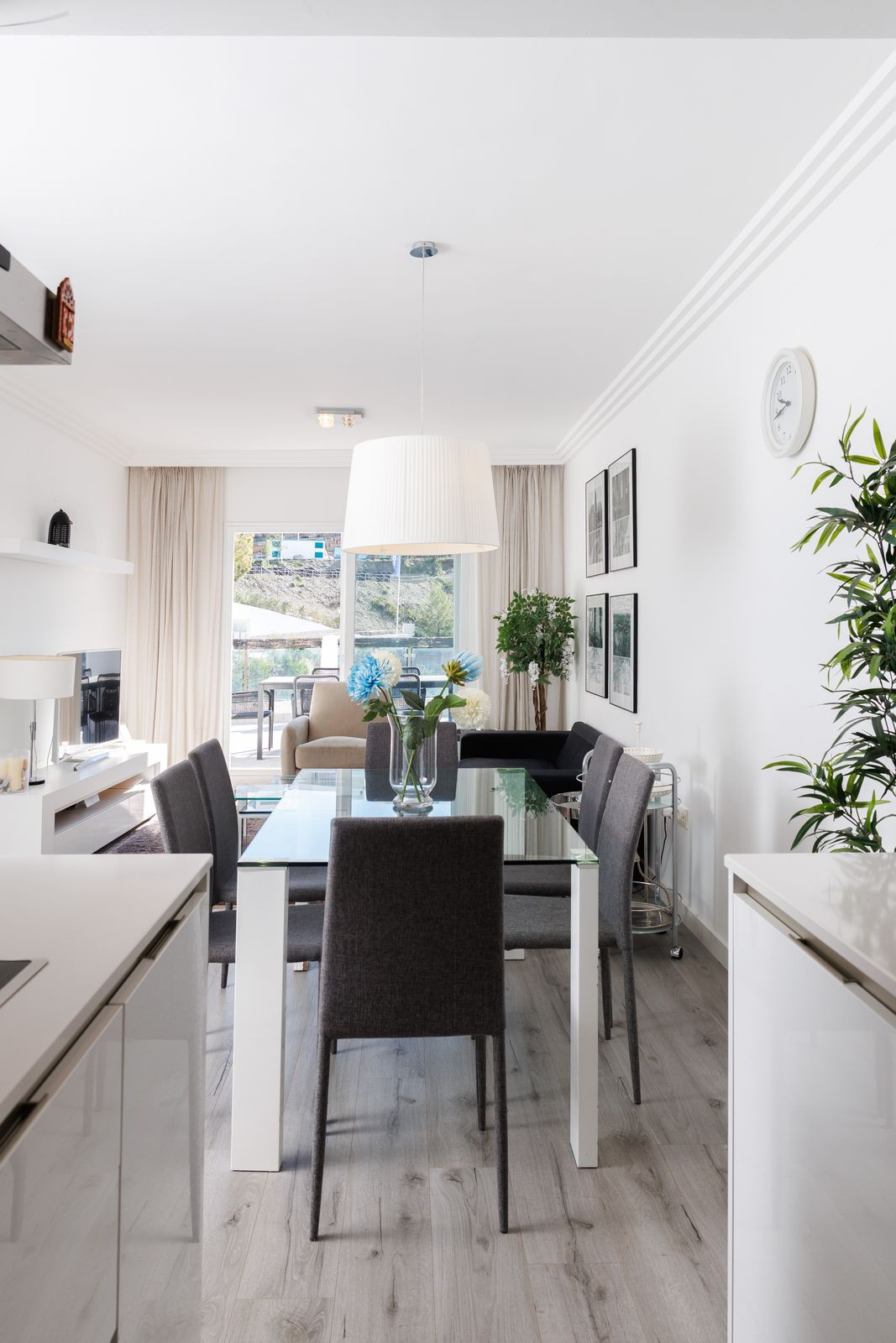 Se vende Apartamento Planta Media de 2 dormitorios en Costa Del Sol, Málaga, España