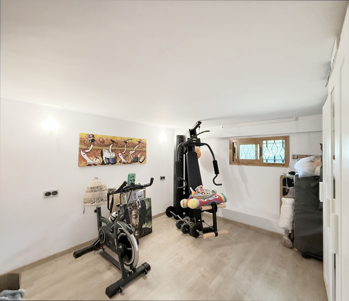 2 Bed Townhouse for sale in Estepona Costa Del Sol, Málaga, Spain