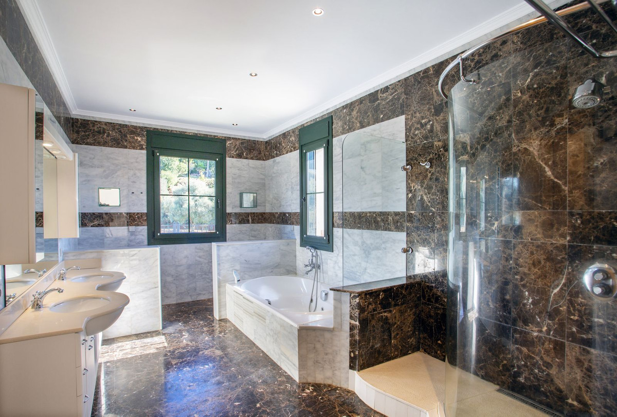 5 Bed Townhouse for sale in Mijas Golf Costa Del Sol, Málaga, Spain