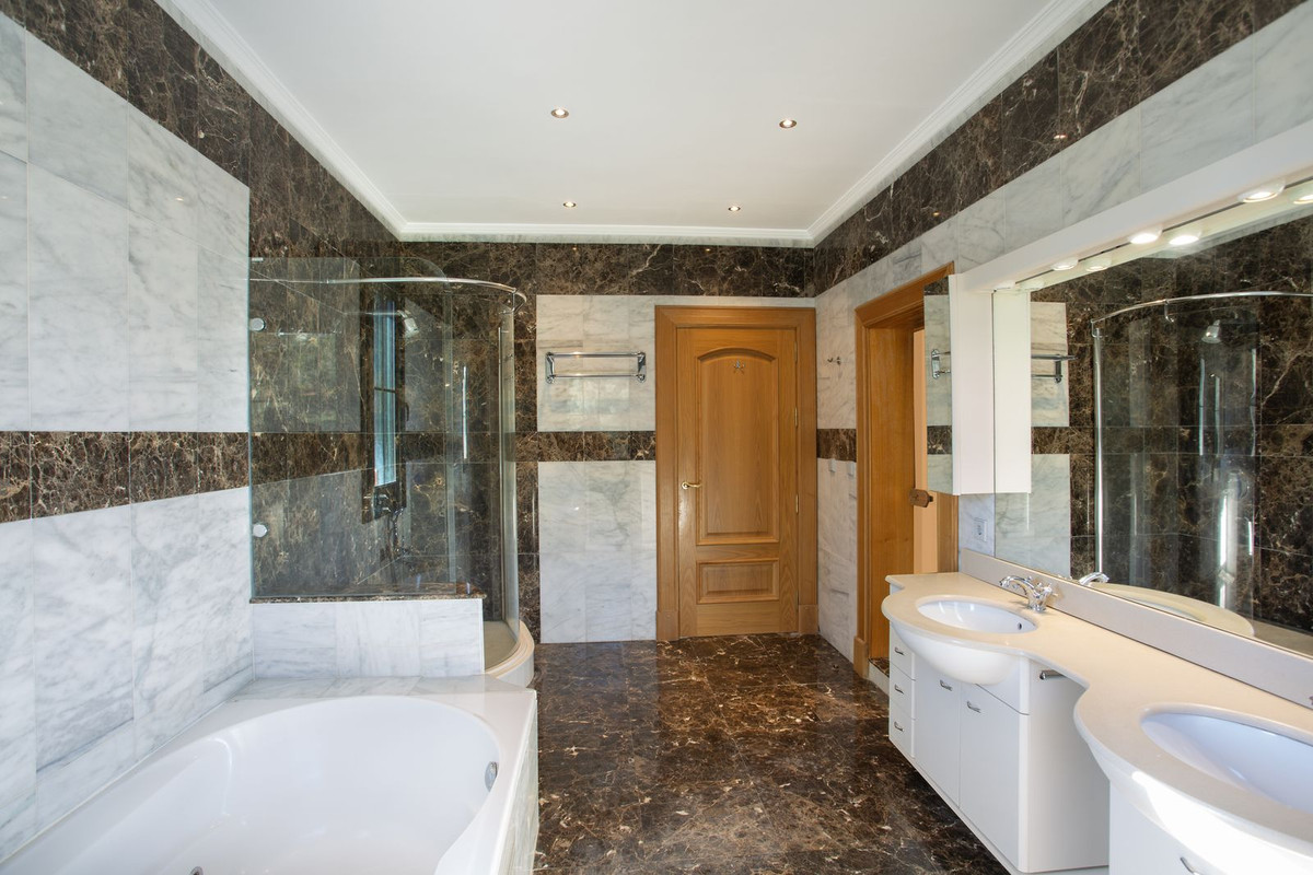 5 Bed Townhouse for sale in Mijas Golf Costa Del Sol, Málaga, Spain
