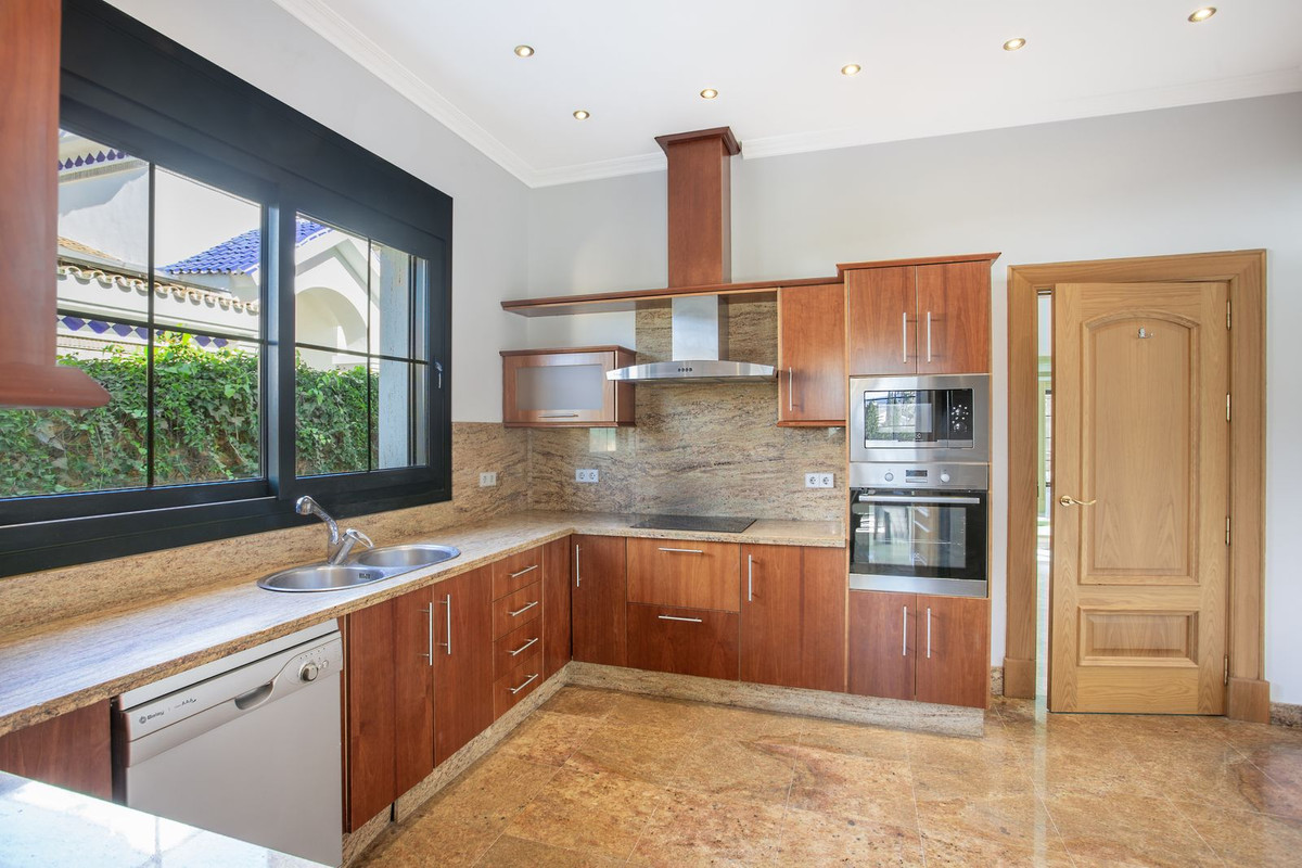 5 Bed Townhouse for sale in Mijas Golf Costa Del Sol, Málaga, Spain