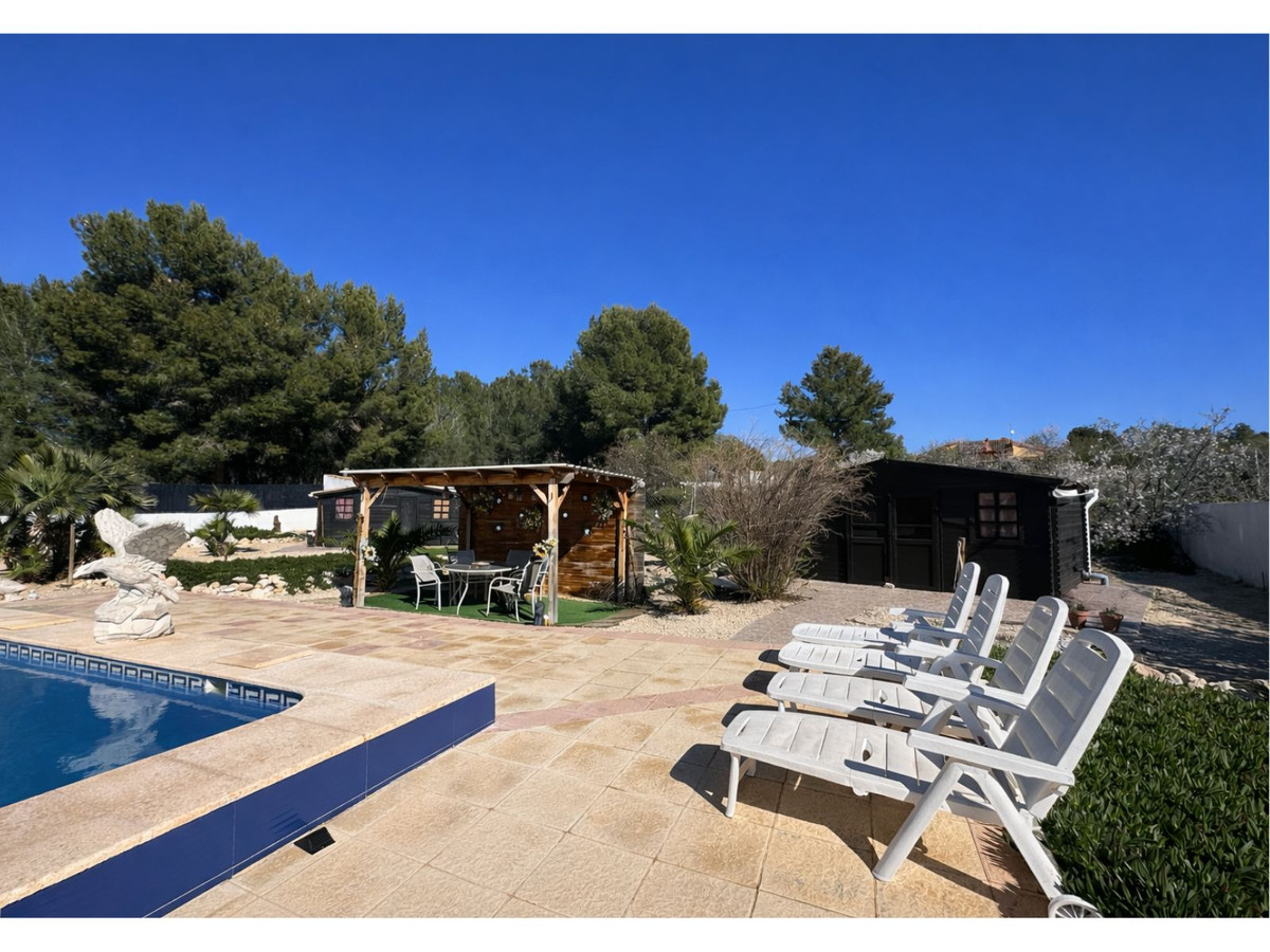 Se vende Villa - Chalet de 6 dormitorios en Costa Blanca, Alicante, España