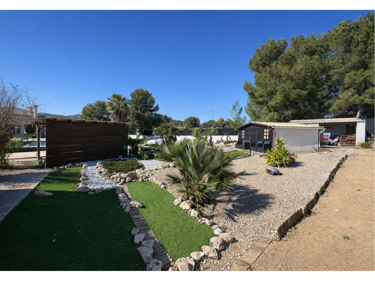 Se vende Villa - Chalet de 6 dormitorios en Costa Blanca, Alicante, España