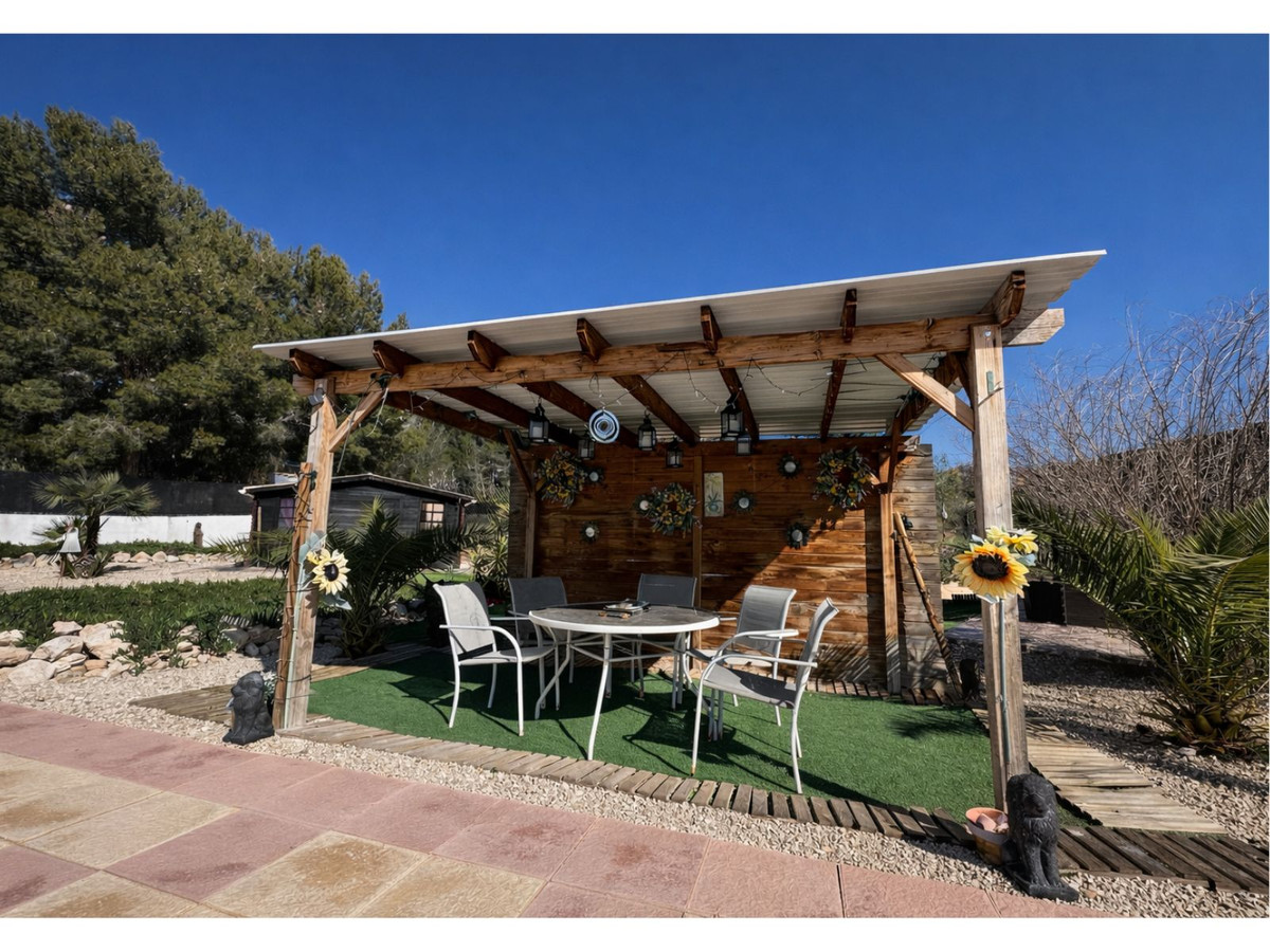 Se vende Villa - Chalet de 6 dormitorios en Costa Blanca, Alicante, España