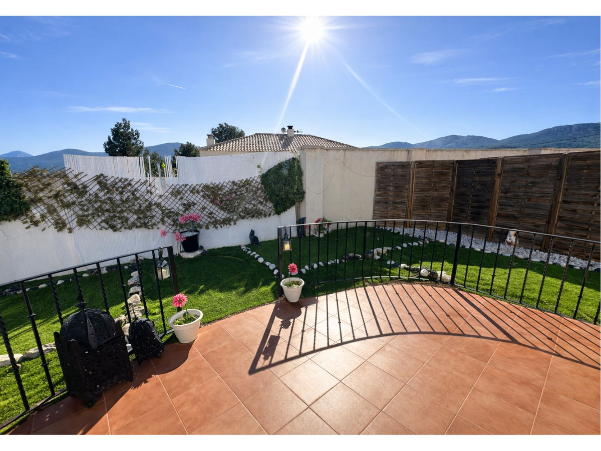 Se vende Villa - Chalet de 6 dormitorios en Costa Blanca, Alicante, España