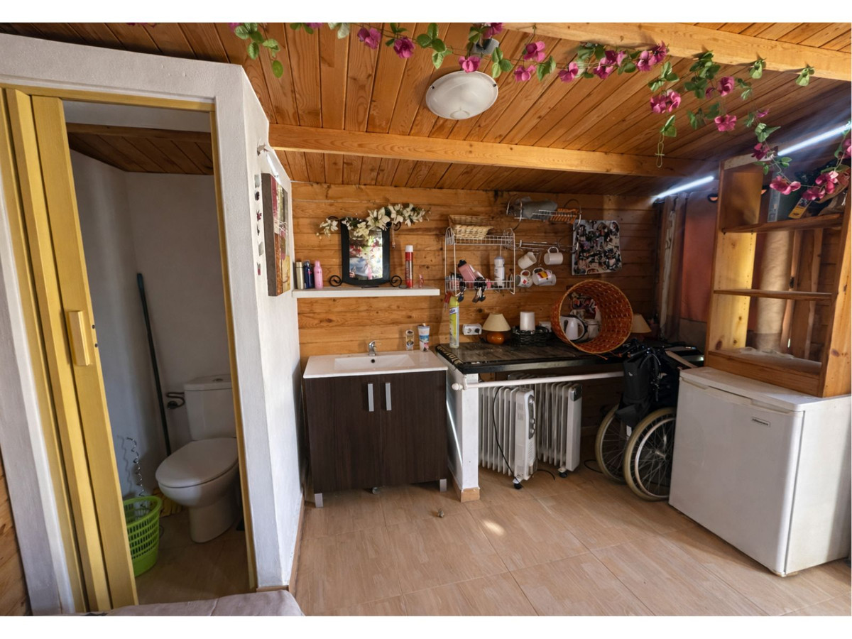 Se vende Villa - Chalet de 6 dormitorios en Costa Blanca, Alicante, España