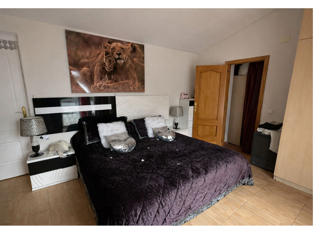 Se vende Villa - Chalet de 6 dormitorios en Costa Blanca, Alicante, España