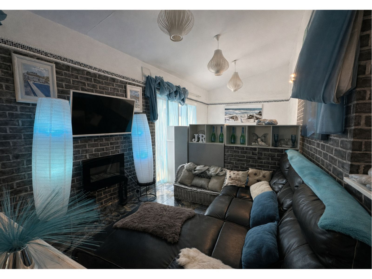 Se vende Villa - Chalet de 6 dormitorios en Costa Blanca, Alicante, España