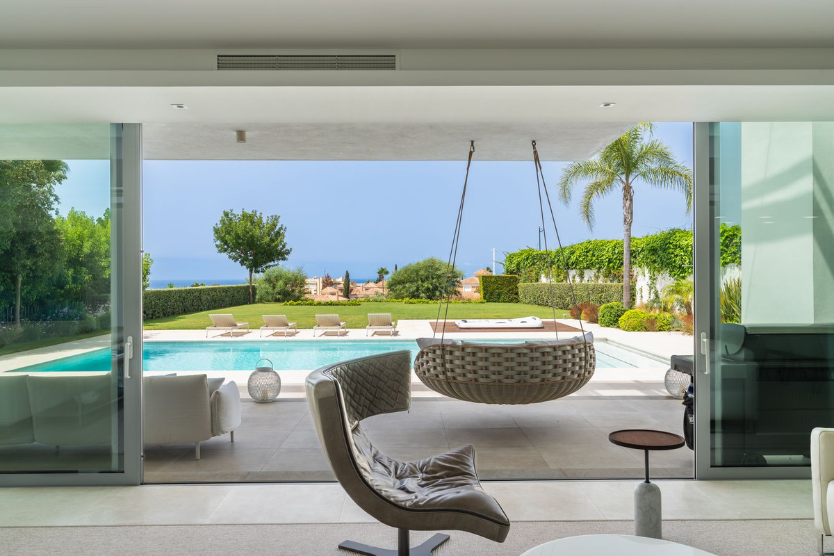 Se vende Villa - Chalet de 5 dormitorios en Costa Del Sol, Málaga, España