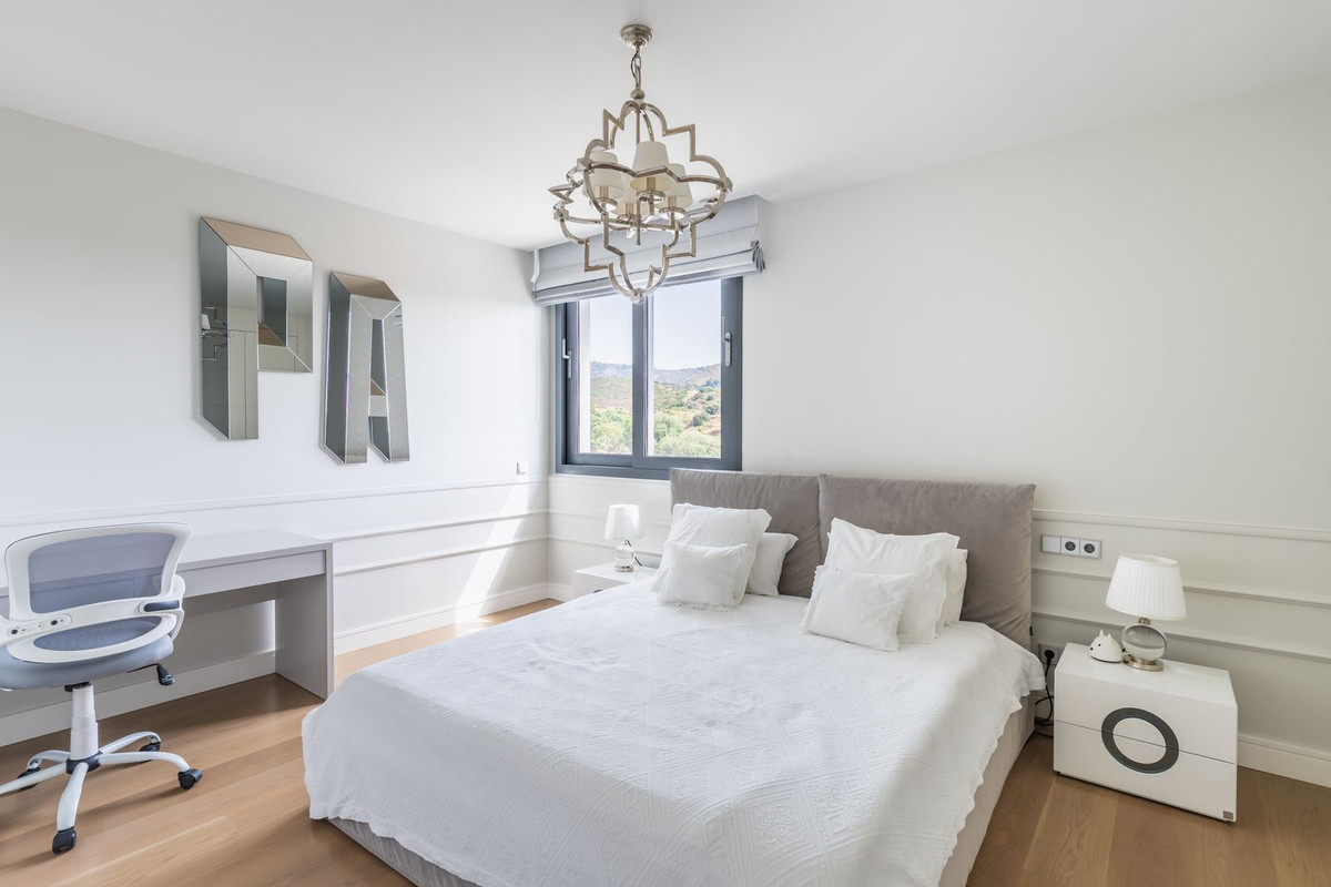 Se vende Villa - Chalet de 5 dormitorios en Costa Del Sol, Málaga, España