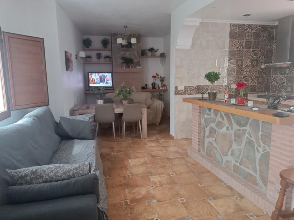 Se vende Pareada de 5 dormitorios en Costa Del Sol, Málaga, España