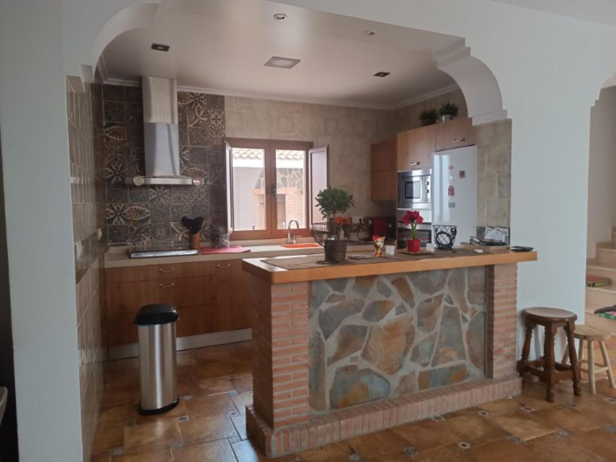 Se vende Pareada de 5 dormitorios en Costa Del Sol, Málaga, España