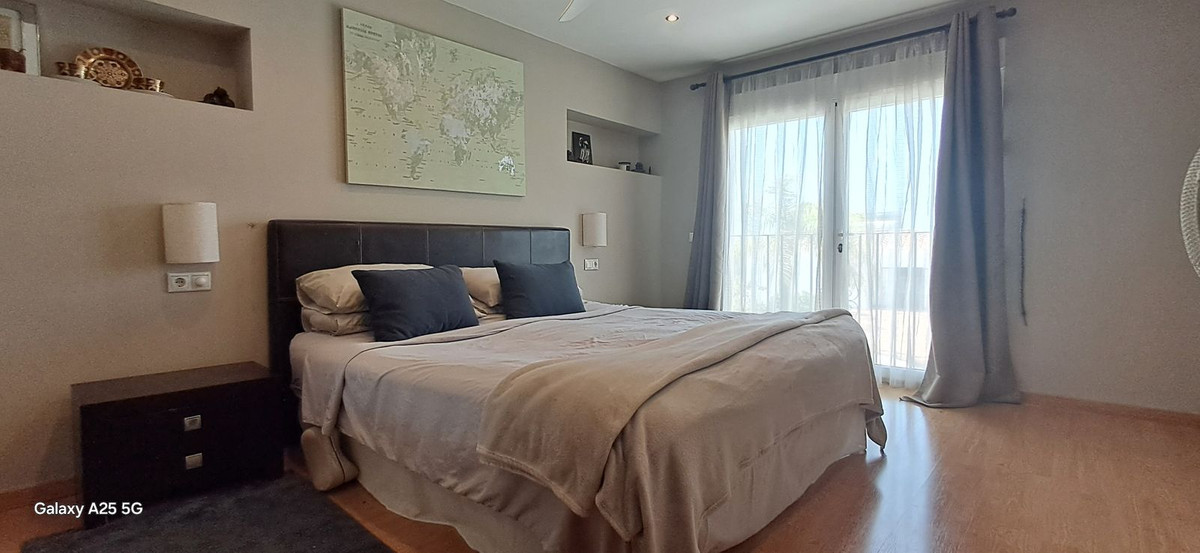 6 Bed Townhouse for sale in Marbella Costa Del Sol, Málaga, Spain