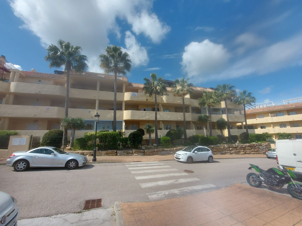 Se vende Apartamento Planta Baja de 2 dormitorios en Costa Del Sol, Málaga, España