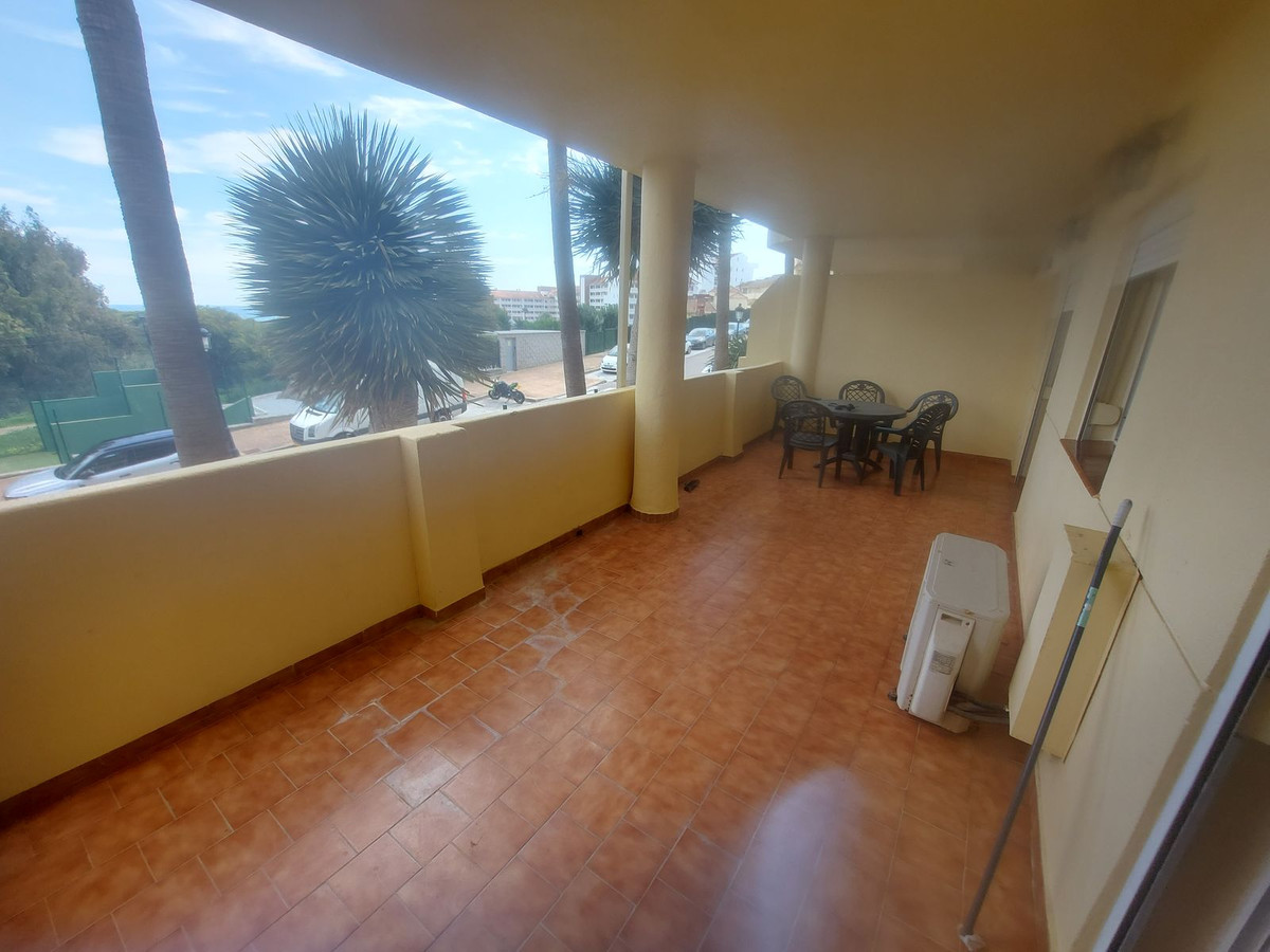 Se vende Apartamento Planta Baja de 2 dormitorios en Costa Del Sol, Málaga, España