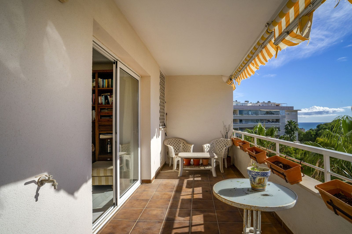 Se vende Apartamento Planta Media de 3 dormitorios en Costa Del Sol, Málaga, España