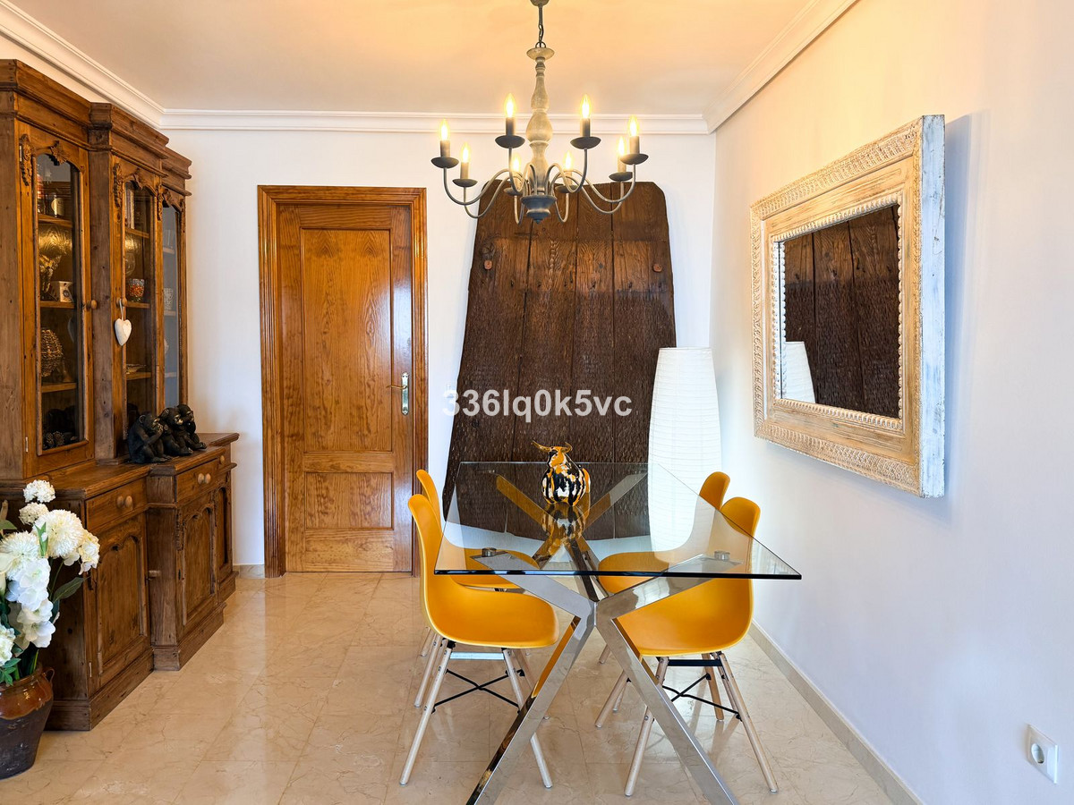 2 Bed Apartment for sale in Benahavís Costa Del Sol, Málaga, Spain