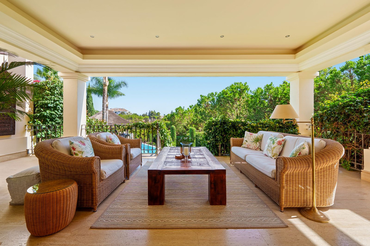 Se vende Villa - Chalet de 6 dormitorios en Costa Del Sol, Málaga, España