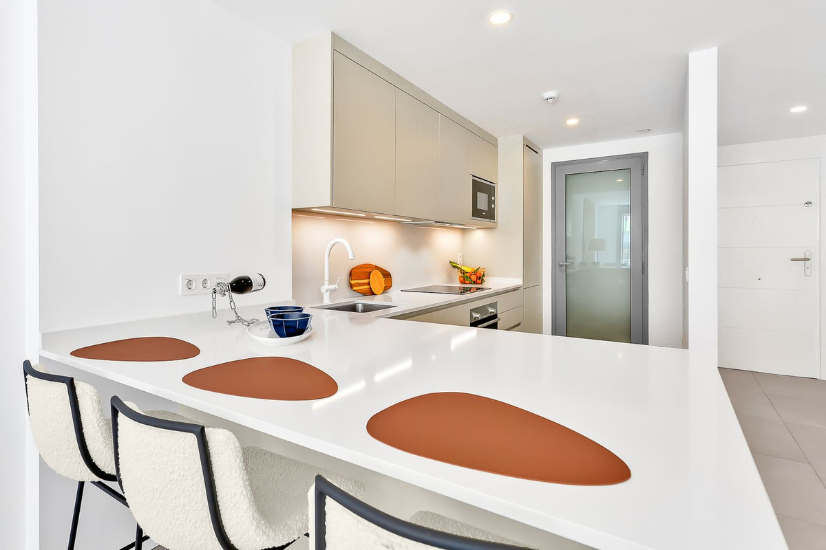 2 Bed Apartment for sale in Elviria Costa Del Sol, Málaga, Spain