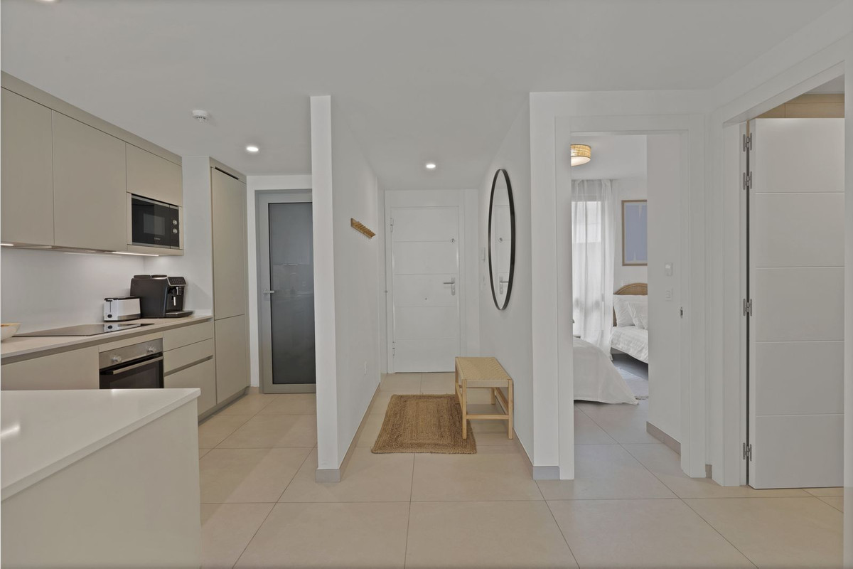 2 Bed Apartment for sale in Elviria Costa Del Sol, Málaga, Spain
