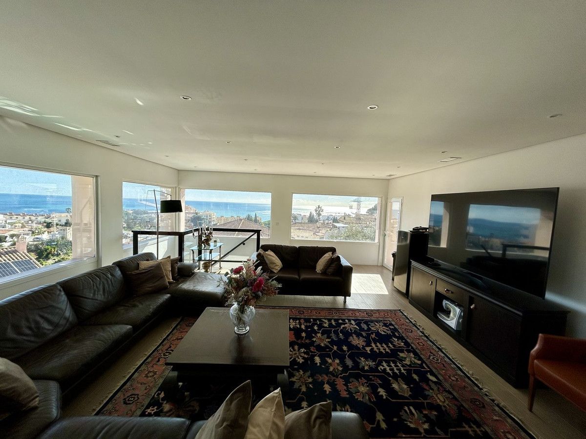 Se vende Villa - Chalet de 6 dormitorios en Costa Del Sol, Málaga, España
