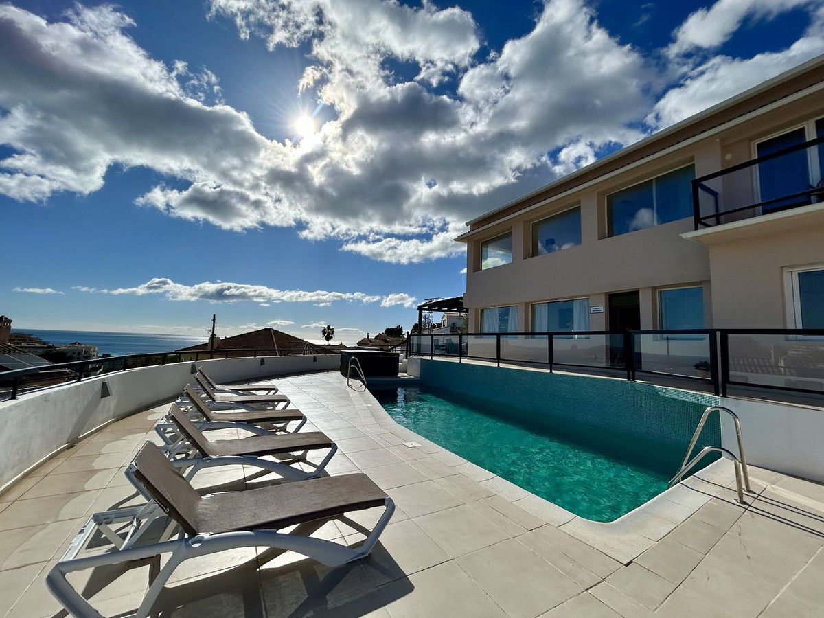 Se vende Villa - Chalet de 6 dormitorios en Costa Del Sol, Málaga, España