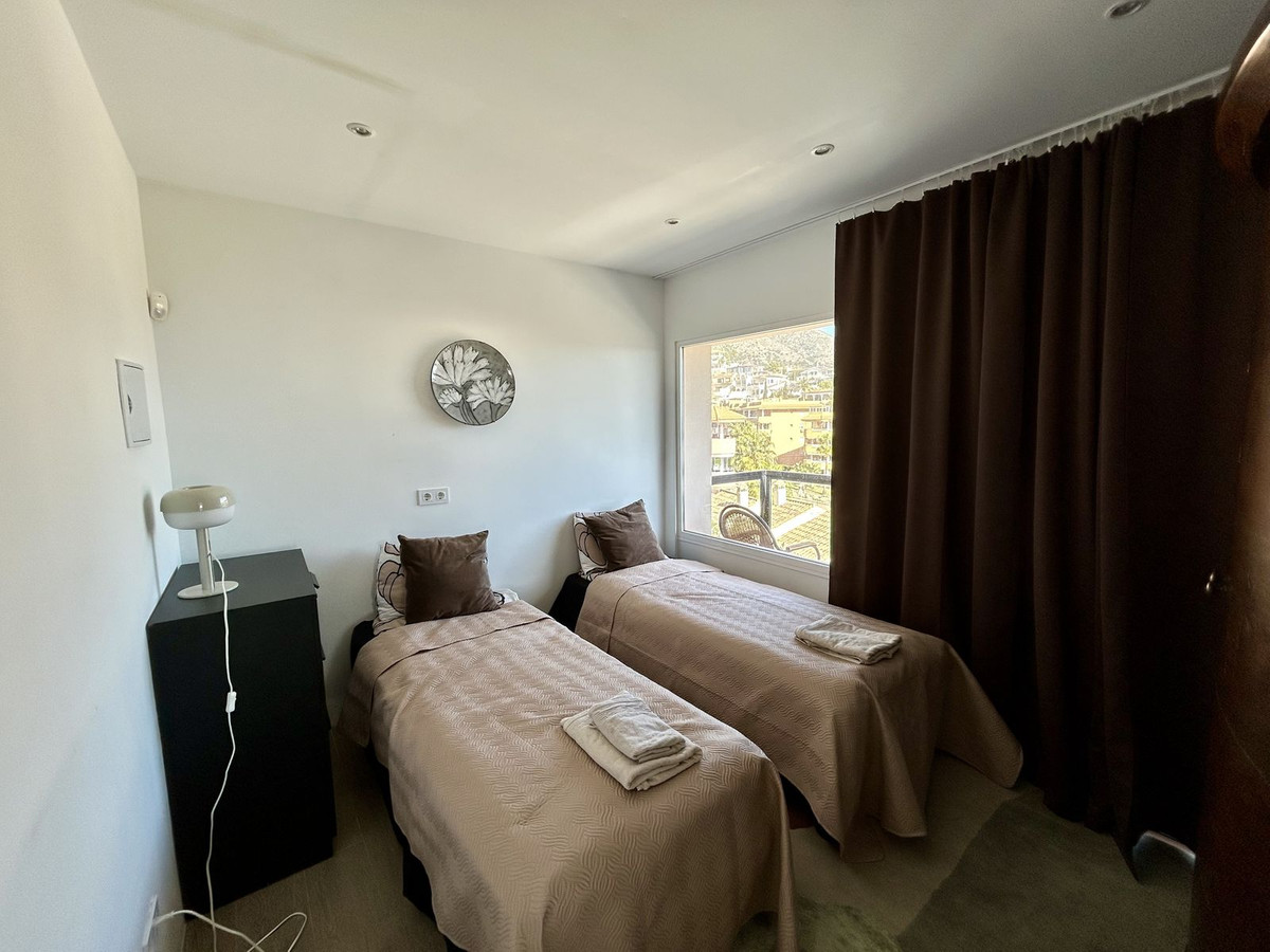 Se vende Villa - Chalet de 6 dormitorios en Costa Del Sol, Málaga, España