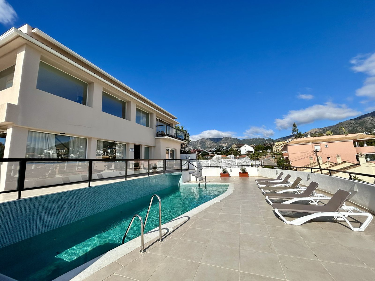 Se vende Villa - Chalet de 6 dormitorios en Costa Del Sol, Málaga, España