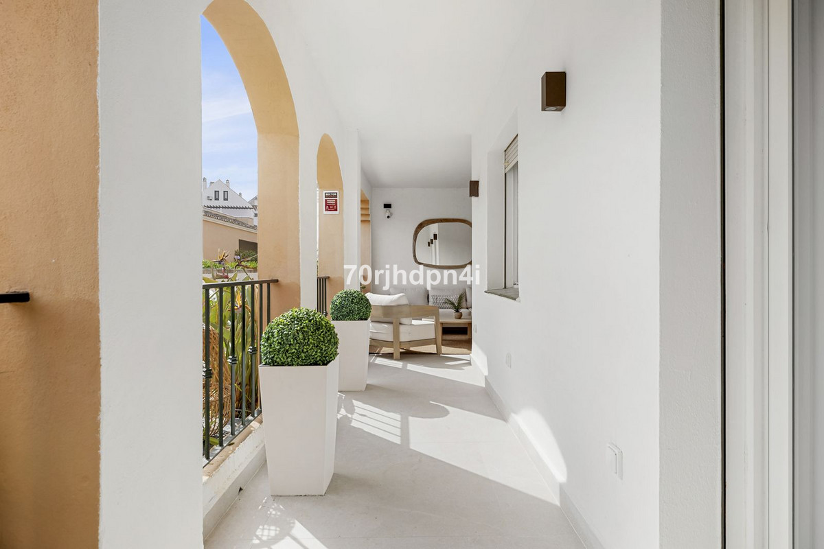 Se vende Apartamento Planta Baja de 3 dormitorios en Costa Del Sol, Málaga, España