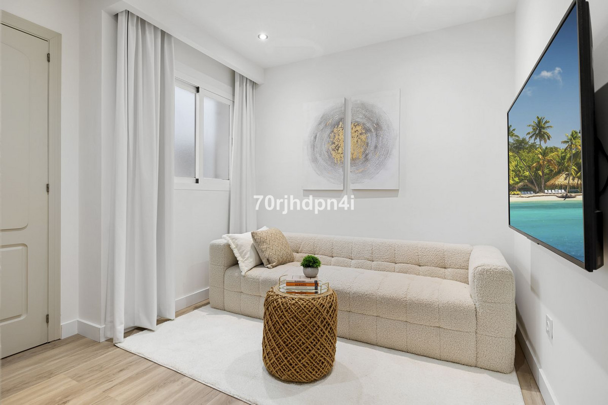 Se vende Apartamento Planta Baja de 3 dormitorios en Costa Del Sol, Málaga, España