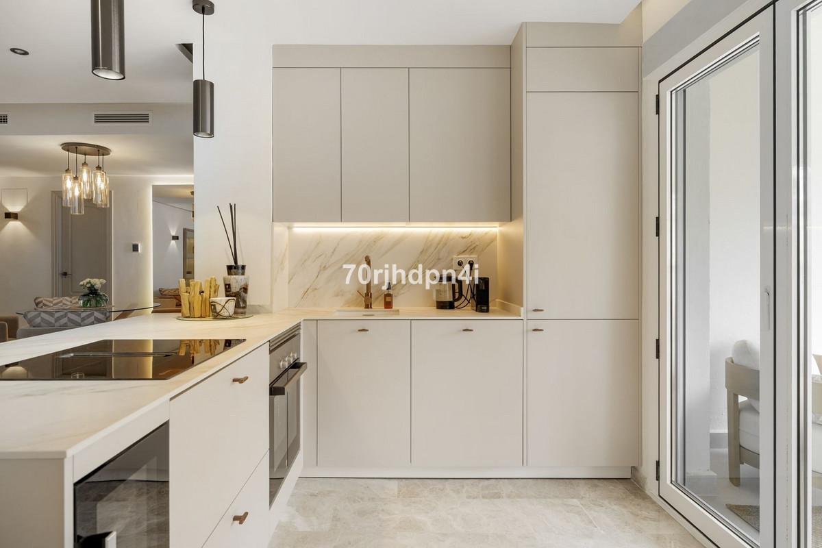 Se vende Apartamento Planta Baja de 3 dormitorios en Costa Del Sol, Málaga, España