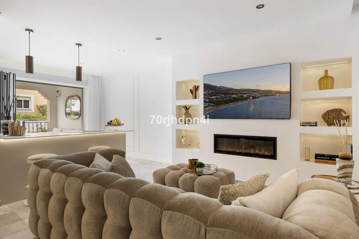 Se vende Apartamento Planta Baja de 3 dormitorios en Costa Del Sol, Málaga, España