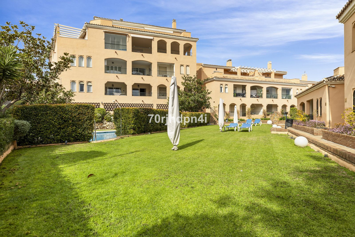 Se vende Apartamento Planta Baja de 3 dormitorios en Costa Del Sol, Málaga, España